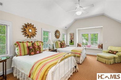 Welcome to an extraordinary lakefront retreat on Lake Toxaway - photo 33