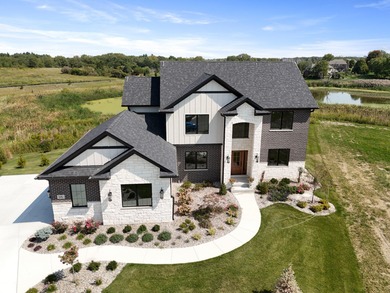 (private lake, pond, creek) Home For Sale in Dyer Indiana