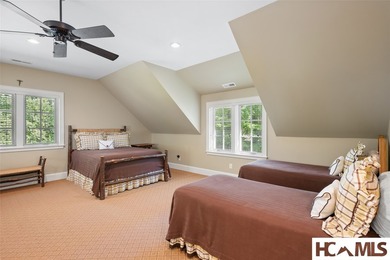 Welcome to an extraordinary lakefront retreat on Lake Toxaway - photo 42