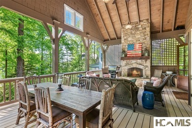 Welcome to an extraordinary lakefront retreat on Lake Toxaway - photo 48
