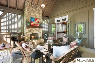 Welcome to an extraordinary lakefront retreat on Lake Toxaway - photo 50