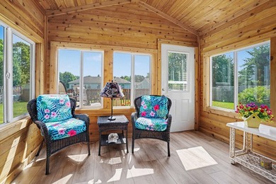 Welcome home to this beautifully maintained ranch in the heart - photo 9