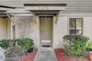 Welcome to your updated 2-story condo! This charming residence - photo 3