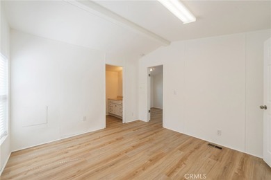 Welcome to this bright home in Le Fontaine Estates of Santa Ana - photo 14