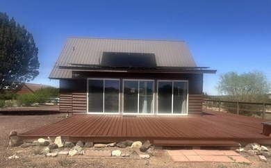 This beautiful Mountain Cabin in White Mountain Lakes has much - photo 20