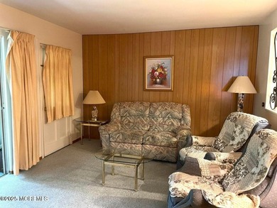 Welcome to Cedar Glen Homes. This active adult community is one - photo 2