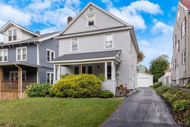 Woodland Reservoir Home Sale Pending in Syracuse New York