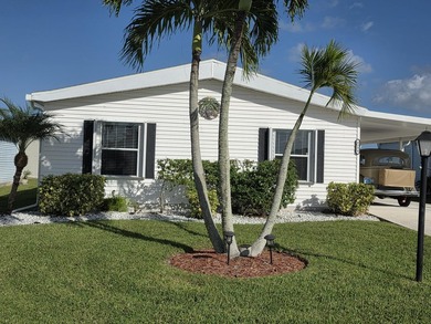 (private lake, pond, coastal) Home Sale Pending in Port Saint Lucie Florida