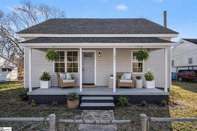 Lake Apalache Home For Sale in Greer South Carolina