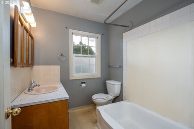 Discover this delightful mid-century Cape Cod located in one of - photo 18
