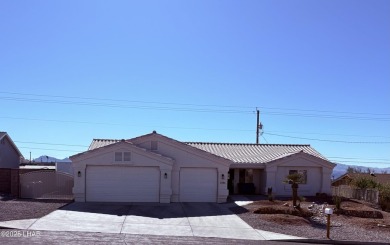 Lake Home Sale Pending in Lake Havasu City, Arizona