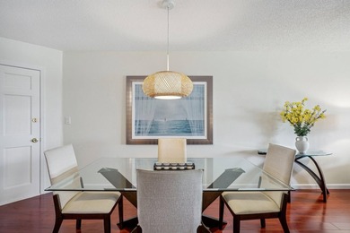 Experience relaxed coastal living in this furnished 2-bed - photo 2