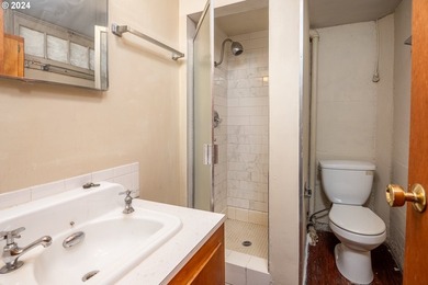 Discover this delightful mid-century Cape Cod located in one of - photo 23