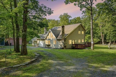 Lake Home For Sale in East Stroudsburg, Pennsylvania