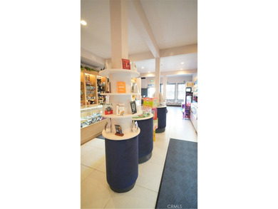 Coldwell Banker Realty is pleased to present this two-unit - photo 7