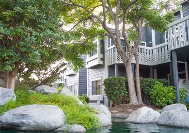 Welcome to your ideal coastal haven in Huntington Beach! Located - photo 1