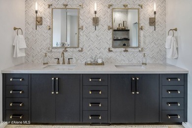BRAND NEW MOUNTAIN MODERN MASTERPIECE AT PRESTIGIOUS BLACK ROCK - photo 34