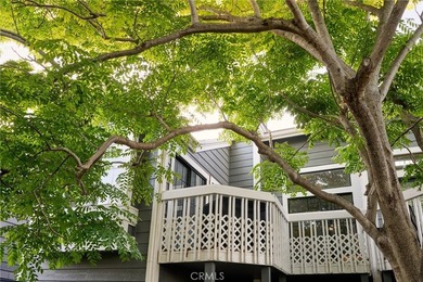 Welcome to your ideal coastal haven in Huntington Beach! Located - photo 4