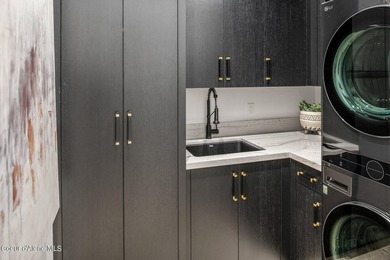 BRAND NEW MOUNTAIN MODERN MASTERPIECE AT PRESTIGIOUS BLACK ROCK - photo 36