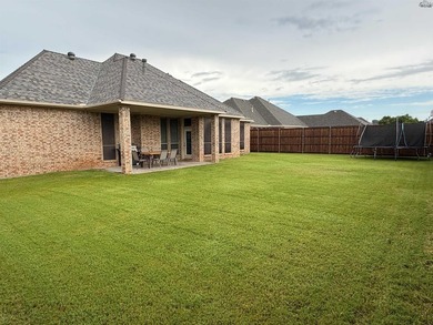 Beautiful 4BR/2BA home originally built by RJ Wachsman Homes. 2 - photo 38