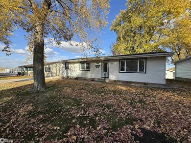 Black Hawk Lake Home For Sale in Lake View Iowa