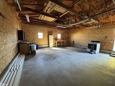 Charming Ranch Home Just Blocks from Black Hawk Lake! Location: - photo 7
