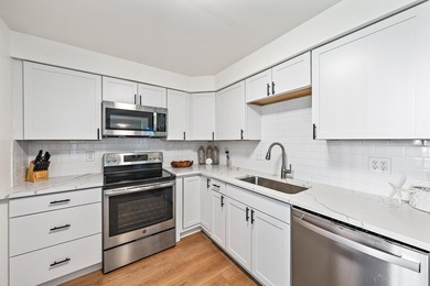 1st floor unit! Experience the best of Jupiter coastal living in - photo 4