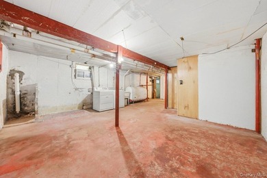 Nestled away on a desirable corner property in the Riverdale - photo 18