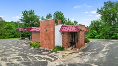 Farmington Maine CALL OR TEXT   Here's a 2400 sq' commercial