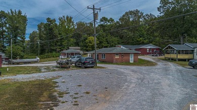 NEW PRICE! INCREDIBLE INCOME PRODUCING PROPERTY WITH 11 UNITS ON - photo 9