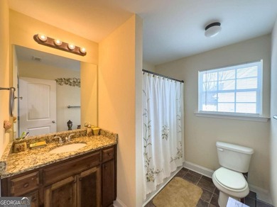 Experience the ultimate in modern ranch-style living with this - photo 5