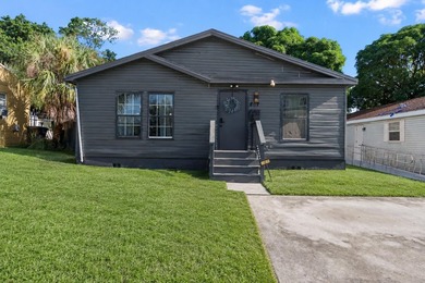 Welcome to 807 Grant St in West Palm Beach - a fantastic - photo 1