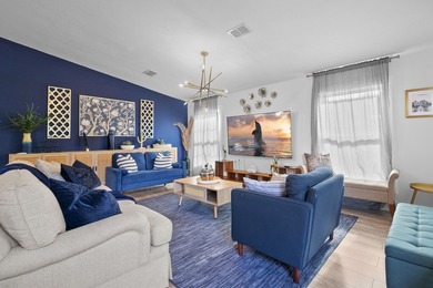 Welcome to 807 Grant St in West Palm Beach - a fantastic - photo 3