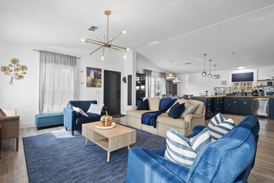 Welcome to 807 Grant St in West Palm Beach - a fantastic - photo 5