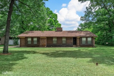 Lake Home For Sale in Shreveport, Louisiana