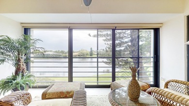 Immaculate lakeside 2nd floor 3-bedroom, 2-bathroom condo in - photo 7