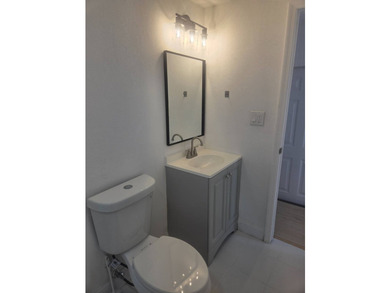 Perfect Starter Home, Updated Throughout. New Floors, New - photo 12