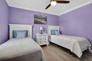 Welcome to this charming three-bedroom, two-bathroom - photo 25