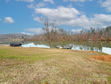 Lake Hickory Lot For Sale in Hickory North Carolina