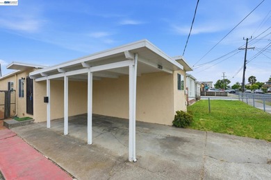 Charming starter bungalow in the heart of San Pablo Proper! This - photo 4