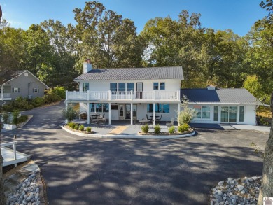 Lake Home For Sale in Benton, Kentucky