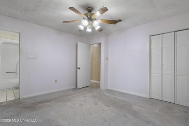 Great Home with Incredible Potential! This 3-bedroom, 2-bath - photo 18