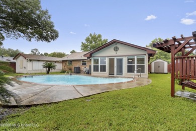 Great Home with Incredible Potential! This 3-bedroom, 2-bath - photo 32