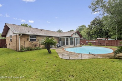 Great Home with Incredible Potential! This 3-bedroom, 2-bath - photo 36