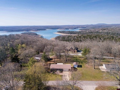 Bull Shoals Lake Home For Sale in Lakeview Arkansas