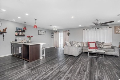 Discover Comfort & Convenience in the Heart of Port Charlotte! - photo 17