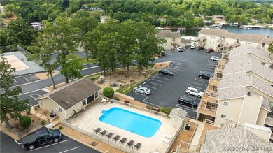 Show-stopping 2BR/2BA condo at the 17MM in Osage Beach! - photo 24