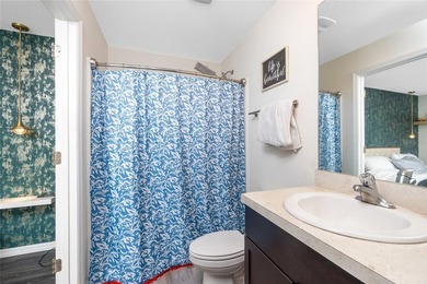 Discover Comfort & Convenience in the Heart of Port Charlotte! - photo 30