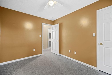 Welcome home to this spacious 4-bedroom, 2-bath ranch offering - photo 35
