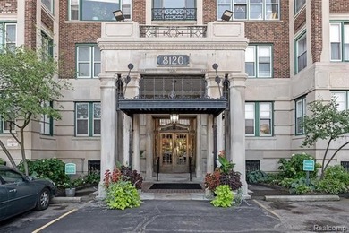Lake Saint Clair Condo For Sale in Detroit Michigan